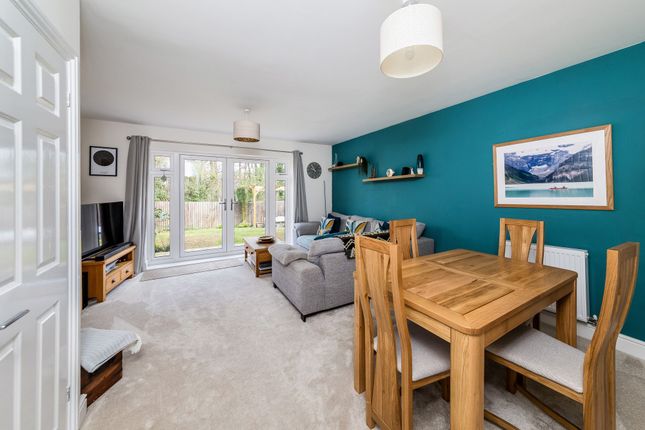 5 Russet Drive, Abingdon photo 3