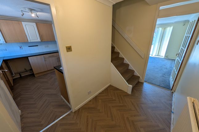 Galahad Close, Andover Hampshire photo 2
