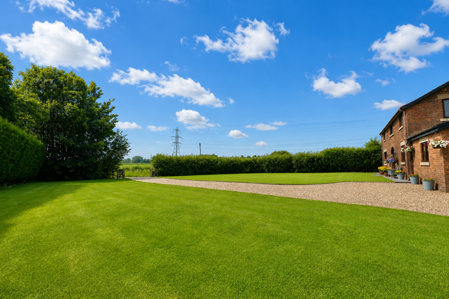 Red Brick Barn,, Chapel Lane, Out Rawcliffe photo 2