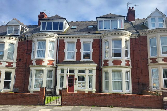 Thumbnail Flat for sale in Marine Avenue, Whitley Bay