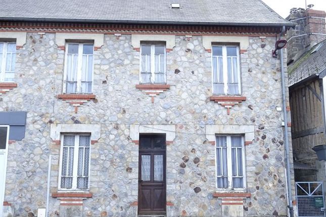Thumbnail Town house for sale in Saint-Georges-De-Rouelley, Basse-Normandie, 50720, France