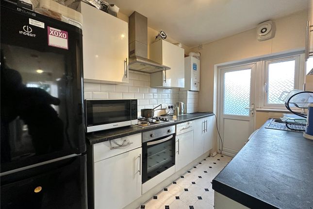 44, Windermere Road, Reading photo 4