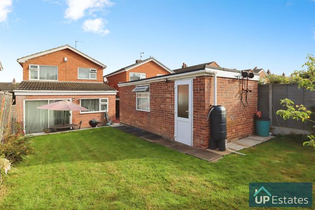 46, Buckingham Drive, Loughborough photo 2