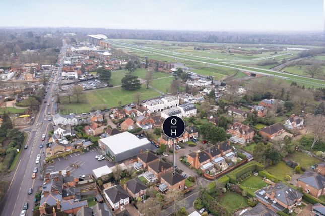 1 Steeple Point, Ascot photo 2
