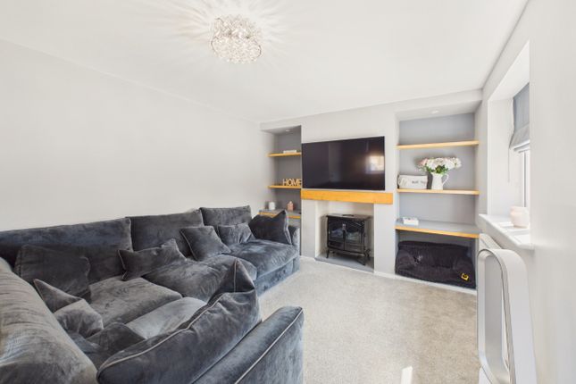 28, Nightingale Drive, Hull photo 3