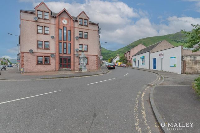 Thumbnail Flat to rent in Curran Court, Tillicoultry