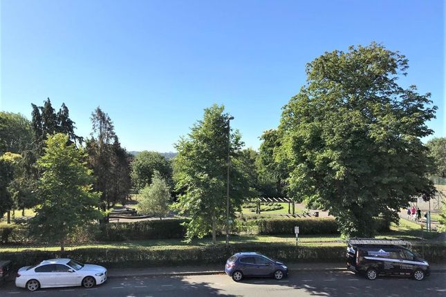 3-bed flat on Flat 4, Flat, Highview House, Queens Road, London NW4, London, £680,000