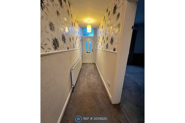 Leeds Road, Dewsbury photo 5