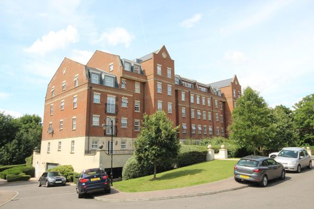 Flat to rent in Kipling Close, Warley, Brentwood