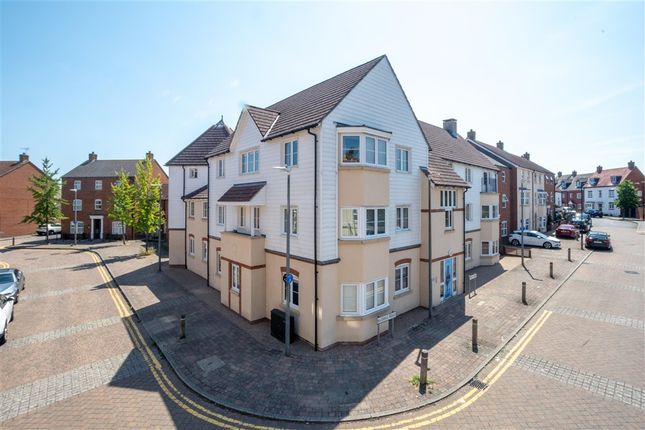 2-bed flat on Bluebell Road Kingsnorth, Ashford, £170,000