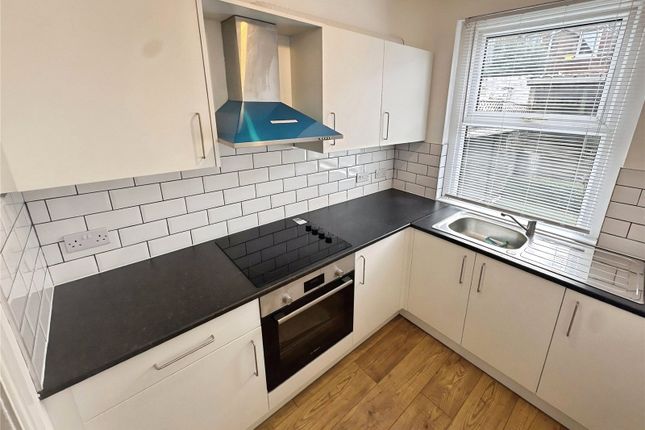 12, Orchard Street, South Yorkshire photo 3