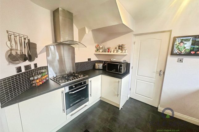 14, Coltbeck Avenue, Leicester photo 3