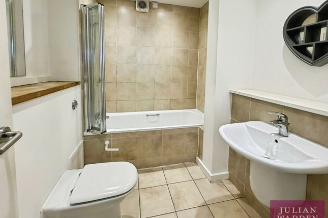 Apartment 2A Park Place, 324c, Barlow Moor Road, Manchester photo 3