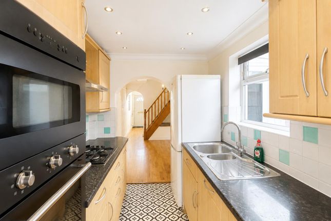 52a, Leavesden Road, Watford photo 4