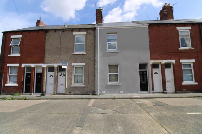 Flat for sale in Richardson Avenue, South Shields