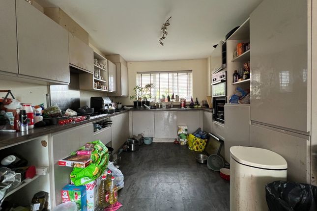 17, Centurion Drive, Worcester photo 3