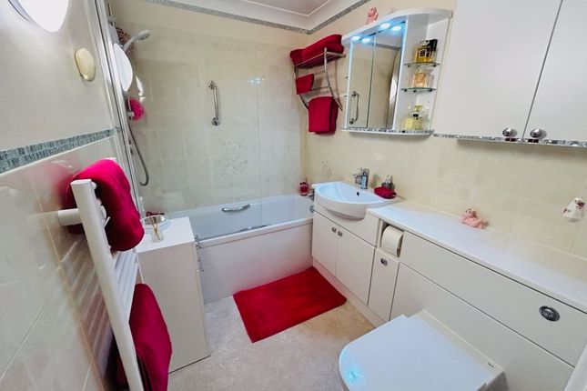 Flat for sale in Conway Road, Colwyn Bay