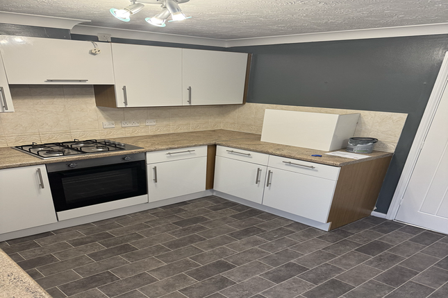 14, Orchid Close, Sheerness photo 3