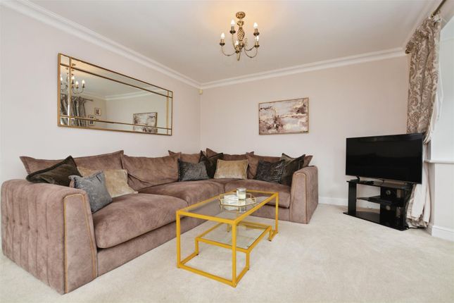 24, Astley Crescent, Scotter photo 4