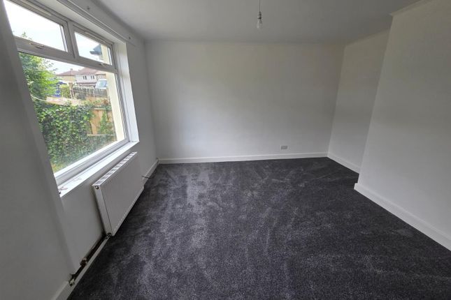 7, Vancouver Drive, Rotherham photo 4