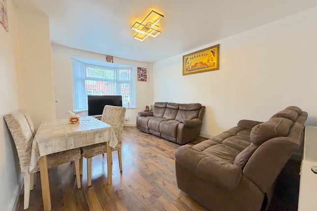 31, Lansbury Avenue, Wednesbury photo 2