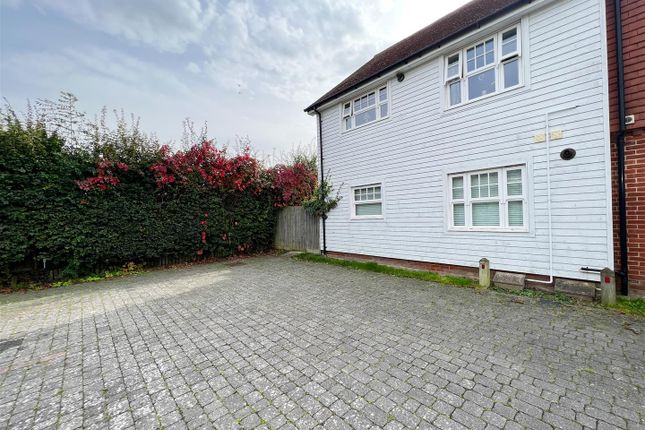 Flat for sale in The Old Market, Marden