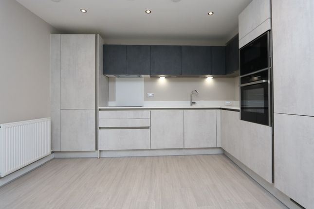 Flat to rent in Kent Road, Glasgow