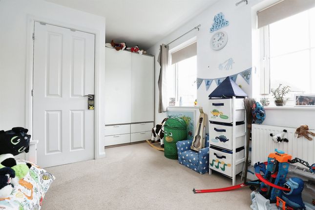 End terrace house for sale in Bugle Close, Rugby