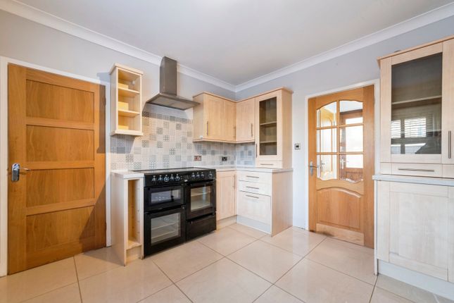 35, Newton Way, GRANTHAM photo 4