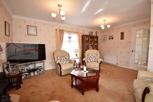 60 Ashgrove Park, Elgin photo 3