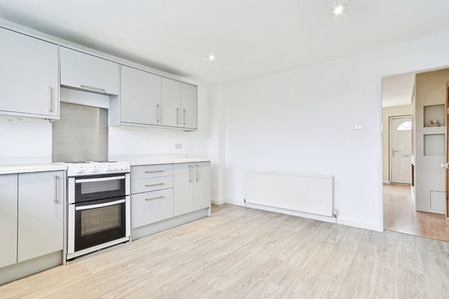 16, Peterhouse Drive, OTLEY photo 5