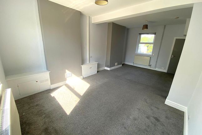 22, Virgil Street, Cardiff photo 4