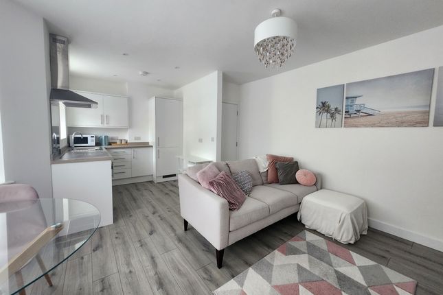 Thumbnail Flat to rent in Richmond Avenue, Bognor Regis