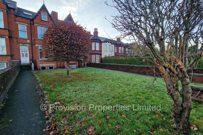 Brudenell Road, Hyde Park photo 4