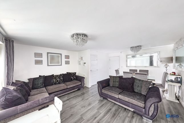 31, Ramsbury Drive, Liverpool photo 3