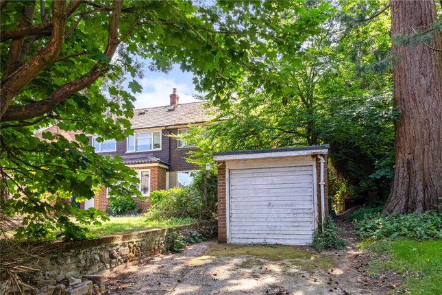 1, Parkgate Road, Surrey photo 3