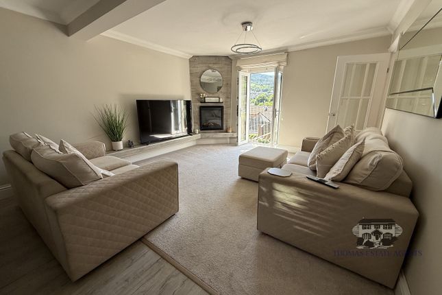 193, Ynyscynon Road, Tonypandy photo 2