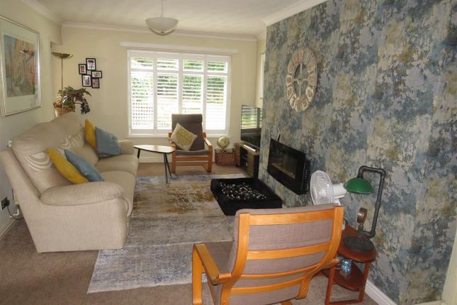 52, Hemlingford Road, Birmingham photo 2