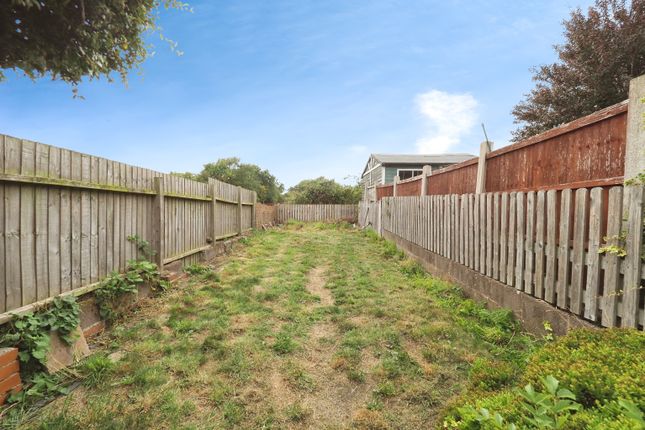 134, Warmwells Lane, Ripley photo 4