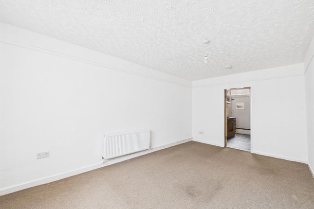 GFF 27 Rowson Street, Wirral photo 2