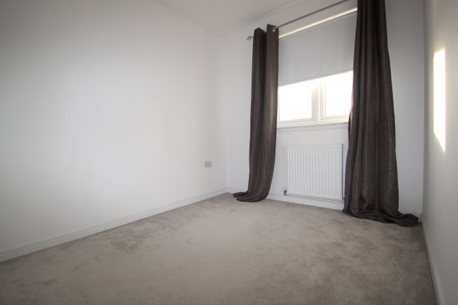 13, Airdrie photo 5