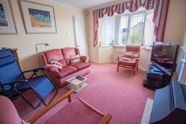 17 Claremont Field, Ottery St Mary photo 4