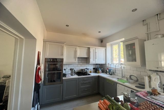 End terrace house for sale in Voce Road, London