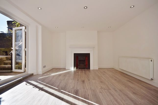 90, Dalston Lane, London photo 2