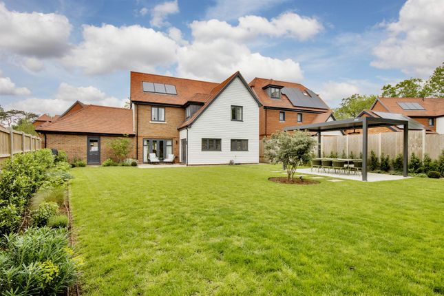1, Fitch Kemp Close, Tonbridge photo 3