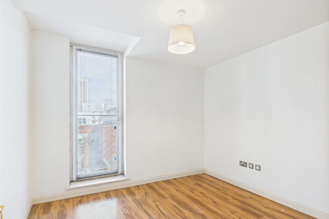 Flat 120, Latitude, 155 Bromsgrove Street, Birmingham photo 4