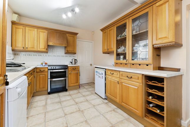72, Mayfield Road, Middlesbrough photo 3