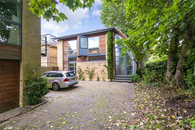 Detached house to rent in Willoughby Road, East Twickenham