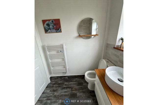 Flat, Norfolk House Northenden Road, Sale photo 3
