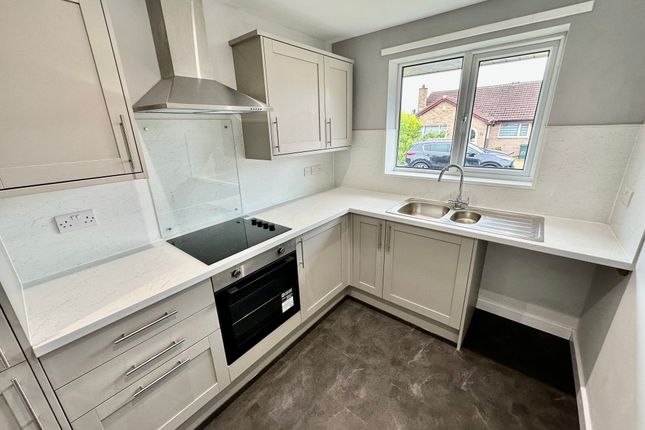 3, Poplar Close, Doncaster photo 2